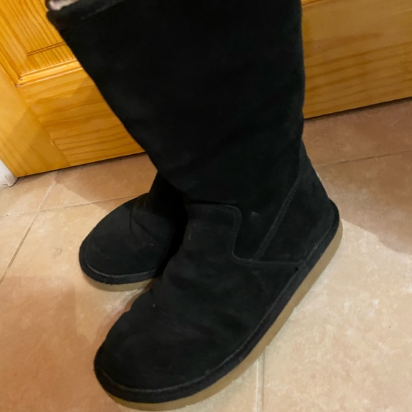 Boots - Picture 2 of 5